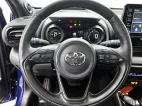 Toyota Yaris (2021) thumbnail 18