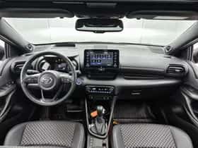Toyota Yaris (2021) thumbnail 5