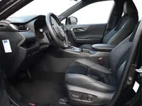 Toyota RAV4 (2025) thumbnail 12