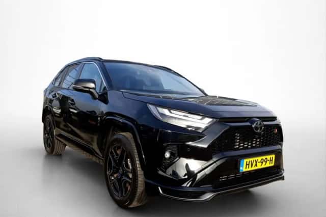 Toyota RAV4 (2025) thumbnail 3