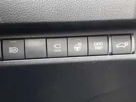 Toyota RAV4 (2025) thumbnail 25