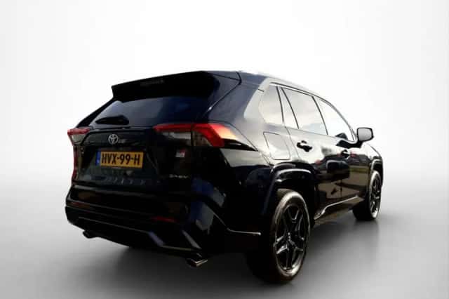 Toyota RAV4 (2025) thumbnail 5