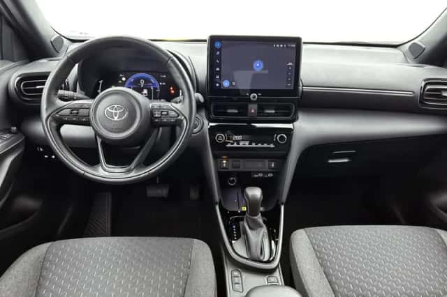 Toyota Yaris_Cross (2025) thumbnail 4