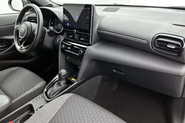Toyota Yaris_Cross (2025) thumbnail 6