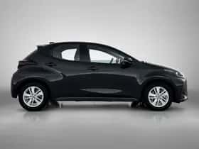 Toyota Yaris (2024) thumbnail 11