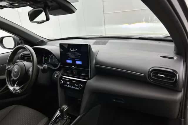 Toyota Yaris_Cross (2025) thumbnail 6