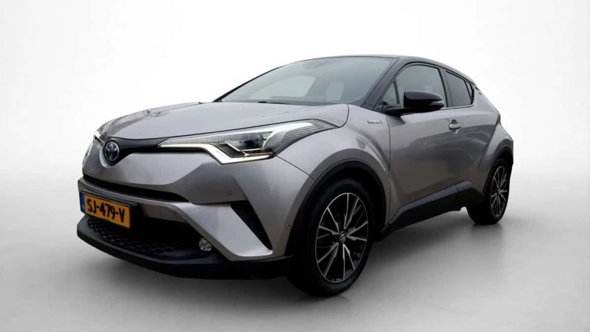 Toyota C-HR (2018) — foto 1