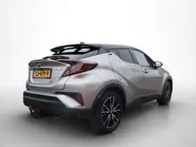 Toyota C-HR (2018) thumbnail 5