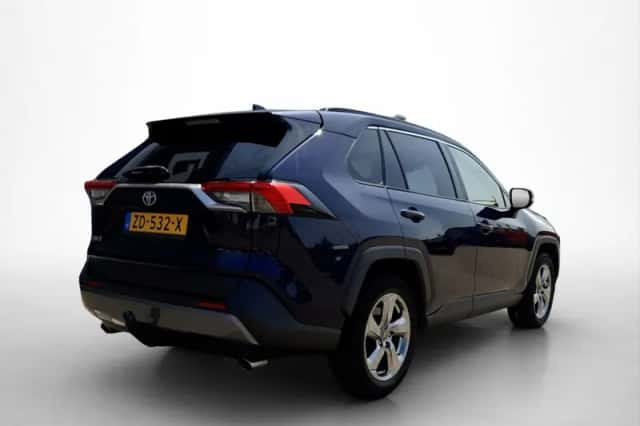 Toyota RAV4 (2019) thumbnail 5