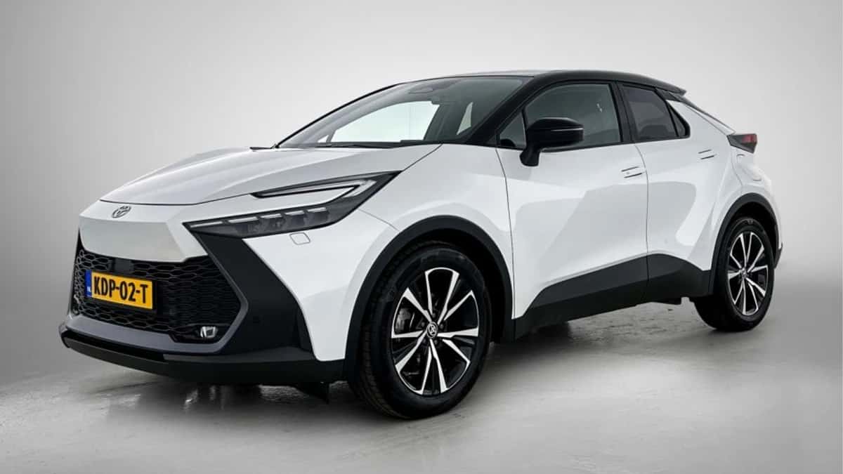 Toyota C-HR (2024) — foto 1
