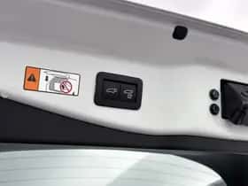 Toyota C-HR (2024) thumbnail 29
