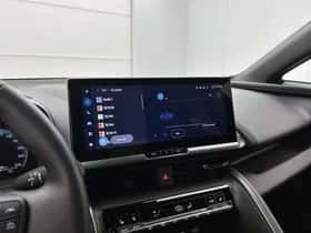 Toyota C-HR (2024) thumbnail 7