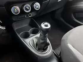 Toyota Aygo (2022) thumbnail 11