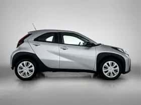 Toyota Aygo (2022) thumbnail 12