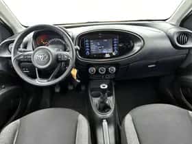 Toyota Aygo (2022) thumbnail 4
