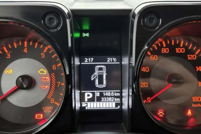 Suzuki Jimny (2020) thumbnail 5
