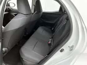Toyota Yaris (2020) thumbnail 16