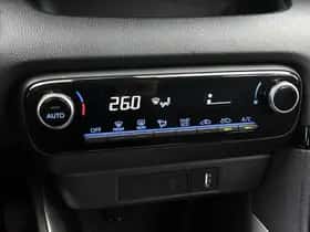 Toyota Yaris (2020) thumbnail 9