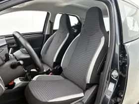 Toyota Aygo (2020) thumbnail 15