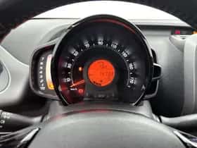 Toyota Aygo (2020) thumbnail 5