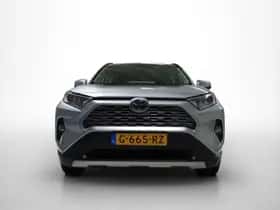 Toyota RAV4 (2019) thumbnail 2