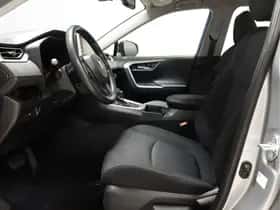 Toyota RAV4 (2019) thumbnail 12