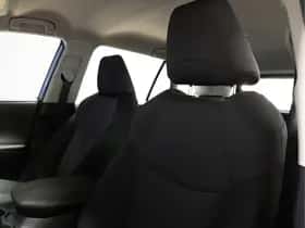 Toyota RAV4 (2019) thumbnail 16