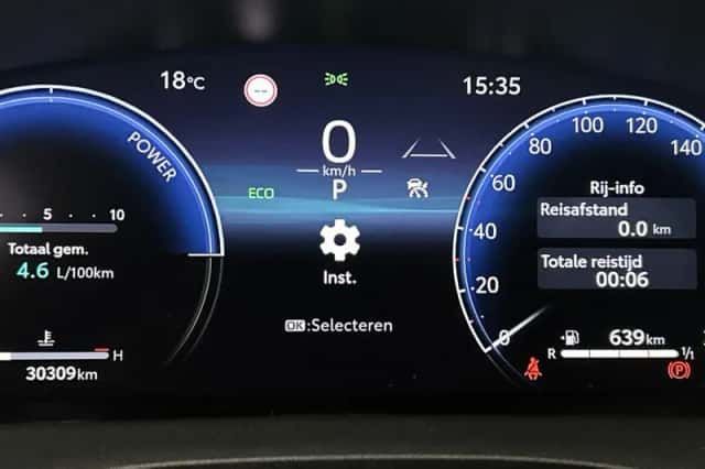 Toyota Yaris (2025) thumbnail 5