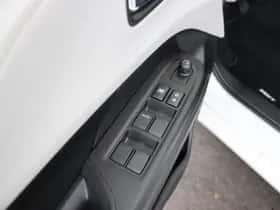 Suzuki Swift (2026) thumbnail 9