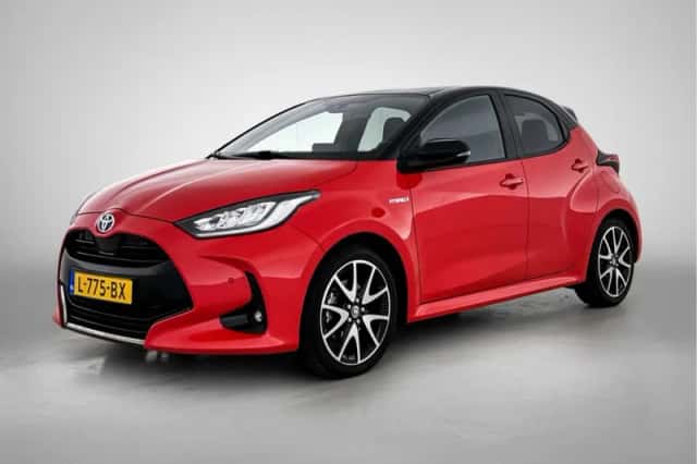 Toyota Yaris (2021) thumbnail 1