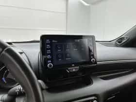 Toyota Yaris (2021) thumbnail 7