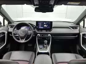 Toyota RAV4 (2025) thumbnail 4