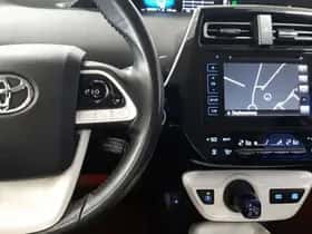 Toyota Prius (2016) thumbnail 22