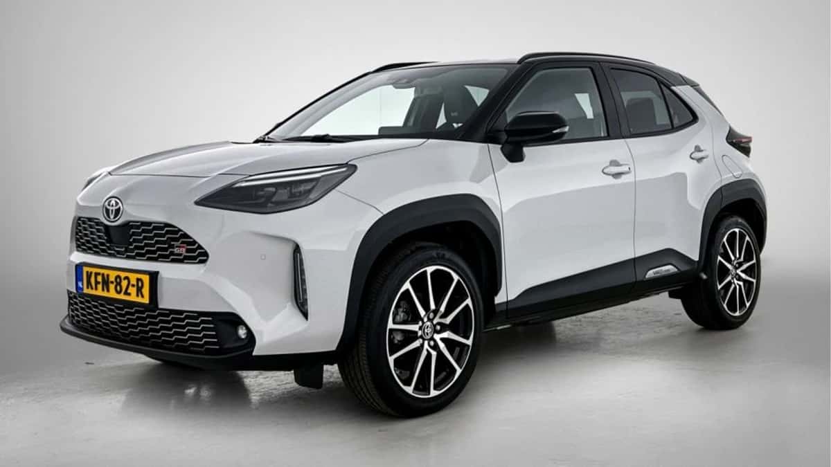 Toyota Yaris_Cross (2024) — foto 1