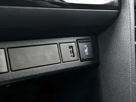 Toyota Yaris_Cross (2024) thumbnail 23