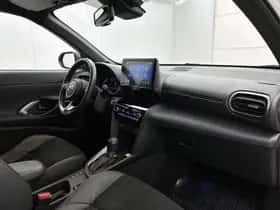 Toyota Yaris_Cross (2024) thumbnail 6