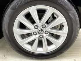 Toyota C-HR (2024) thumbnail 23