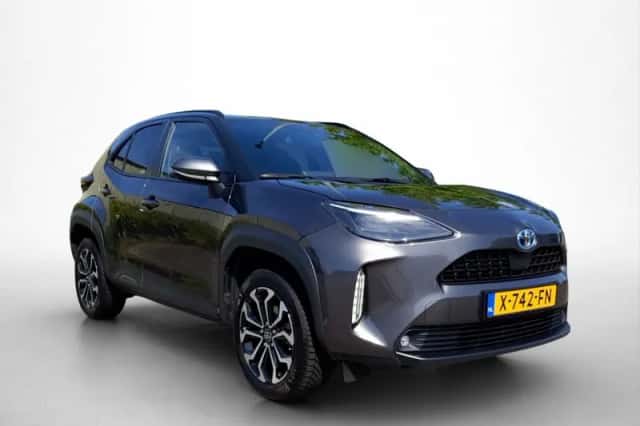 Toyota Yaris Cross (2023) thumbnail 3