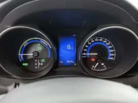 Toyota Auris (2018) thumbnail 5