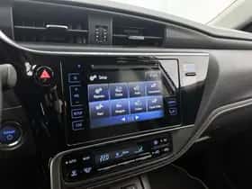 Toyota Auris (2018) thumbnail 7