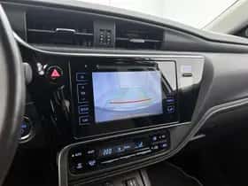 Toyota Auris (2018) thumbnail 8