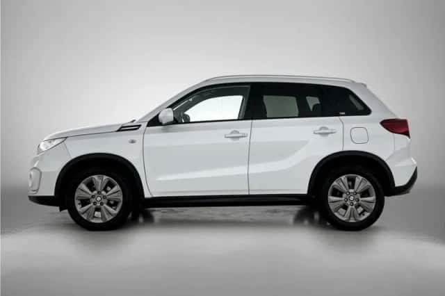 Suzuki Vitara (2020) thumbnail 3