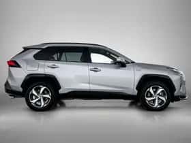 Toyota RAV4 (2023) thumbnail 11