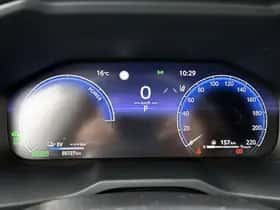 Toyota RAV4 (2023) thumbnail 5