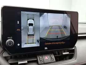 Toyota RAV4 (2023) thumbnail 8
