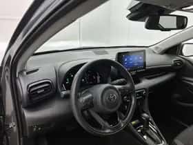 Toyota Yaris (2025) thumbnail 32