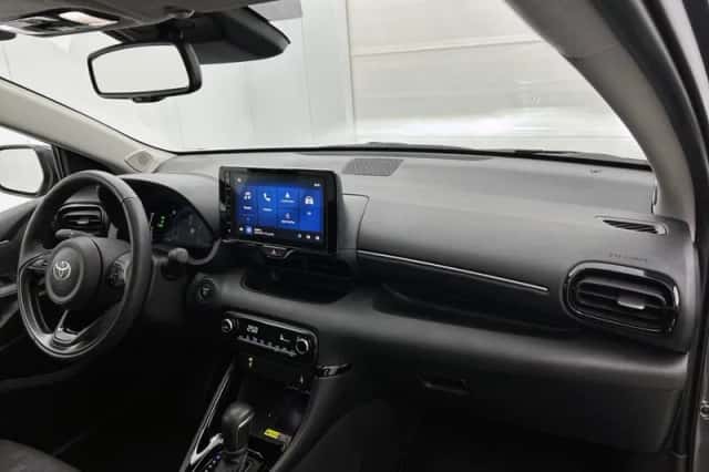 Toyota Yaris (2025) thumbnail 6