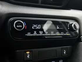 Toyota Yaris (2025) thumbnail 9