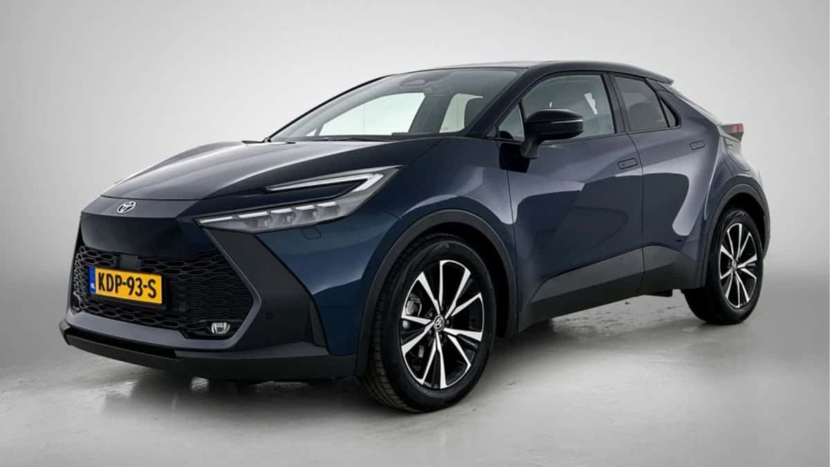 Toyota C-HR (2024) — foto 1