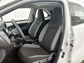 Toyota Aygo (2023) thumbnail 15